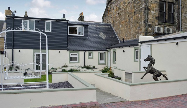 3 bedroom accommodation in Dalry