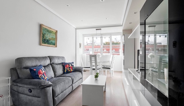 3-bedroom apartment in marvelous Madrid with AC, WiFi