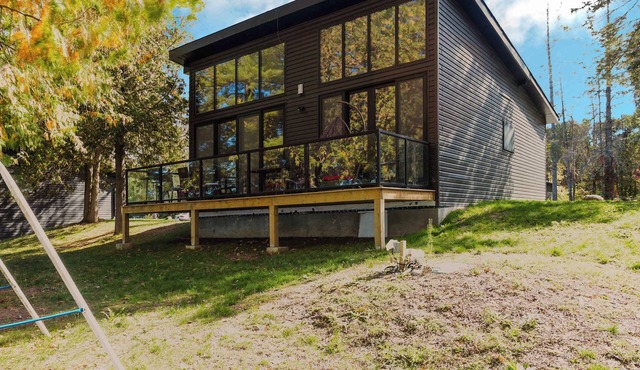 3-bedroom Lakefront Villa #3
