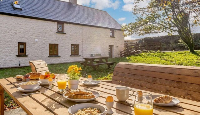 4 Bed in Abergavenny (oc-88014)