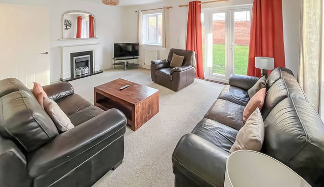 4 bedroom accommodation in Ashford