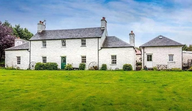 4 bedroom accommodation in Dunbeg, near Oban