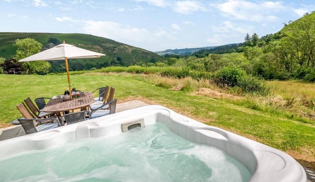 5 Bed in Llanwrtyd Wells (oc-bn173)