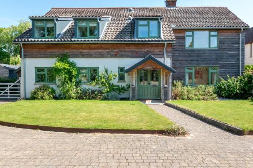 5 Bed in Walberswick oc-troy