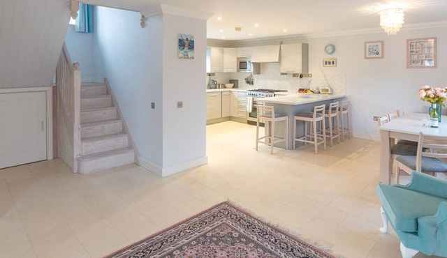 5 The Sanctuary in Thorpeness, Close to the famous boating lake and the beach - Aldeburgh Coastal Co