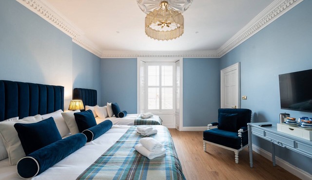 53 Frederick Street - Room 11