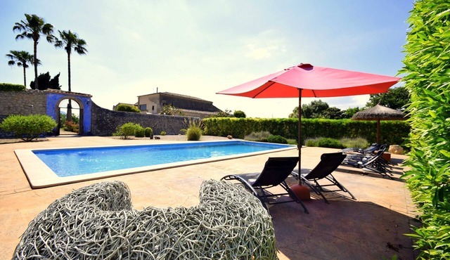 785884 Historic Finca Son Costa