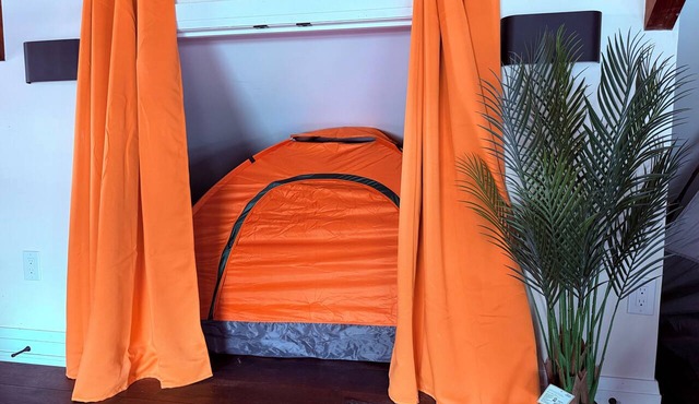 8 Tents at Niagara Retreat Center
