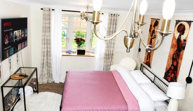 A Room in 4 Bedrooms Home at 34 Forge