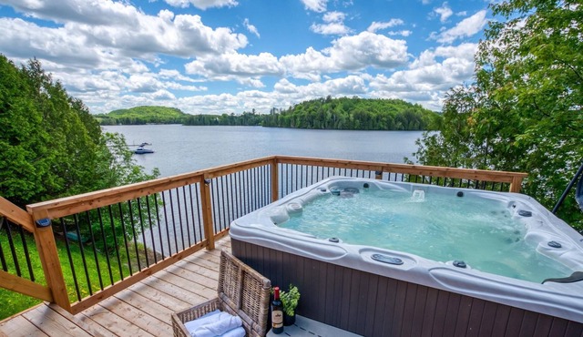 All Decked Out: Stunning Hot Tub View