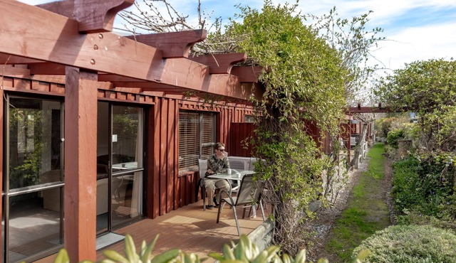 Alpine Springs Motel | Unit 7 - HS51217