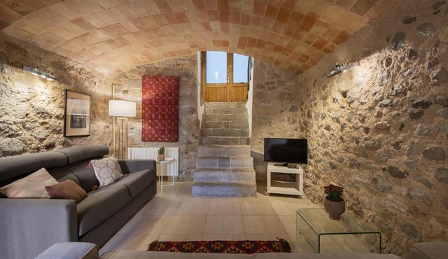 Apartamento Baños Arabes con jardín