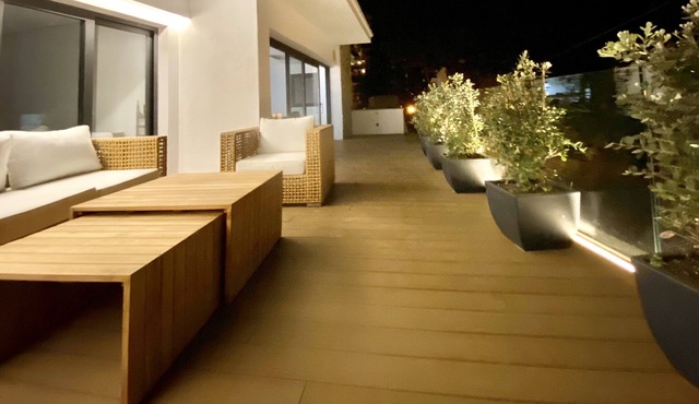 Apartamento-casa de Diseño con Entrada Privada y Pequeña Piscina