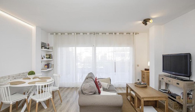 Apartamento con gran terraza en Girona