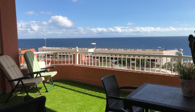 Apartamento entero con vistas al mar en Radazul