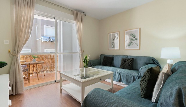 Apartment 'Bahía Beach' with Private Terrace, Wi-Fi and Air Conditioning