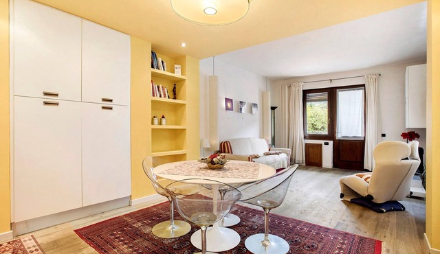 Apartment 'Bilocale 10' with Mountain View, Balcony and Wi-Fi