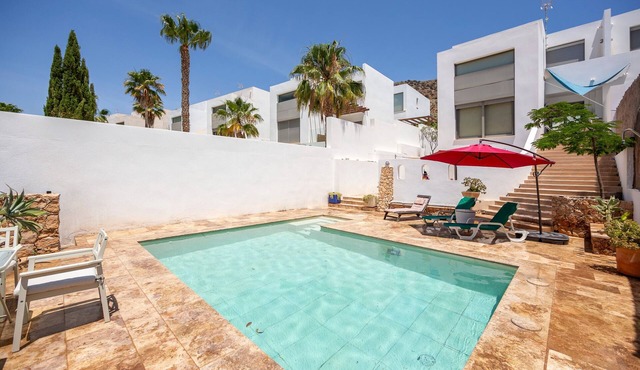 Apartment 'Casa Azahar' with Private Pool, Wi-Fi, and Air Conditioning