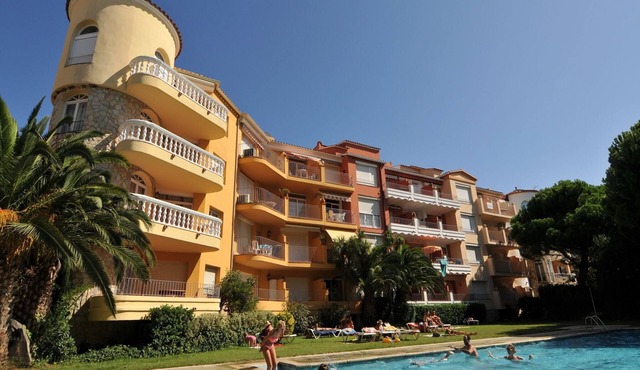 Apartment in Empuriabrava by the Beach