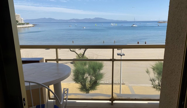 Apartment 'Platja Mar 2' with Sea View and Balcony