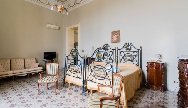 Apartment 'Residenza Antica Distilleria' with Private Terrace, Wi-Fi and Air Conditioning