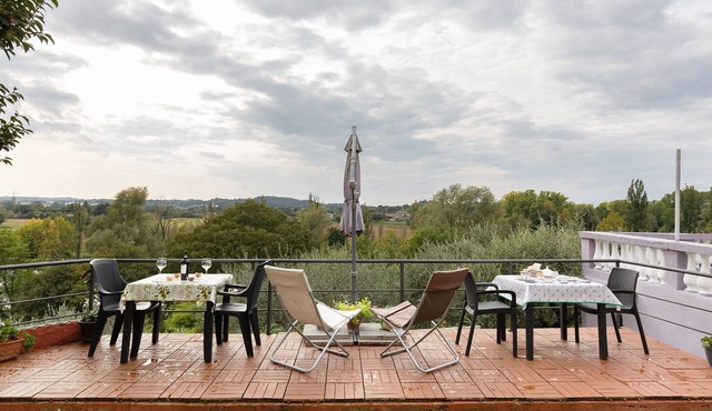 Apartment "Riverview 67 2" with Garden & Air Conditioning