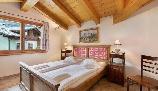 Apartment 'Trilocale 2' with Mountain View, Shared Terrace and Wi-Fi