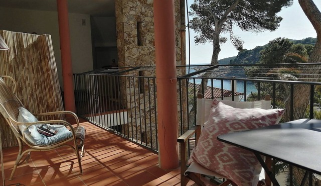 ApartmentsTamariu#4 Unbeatable views &50m to beach