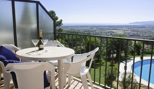 APCOSTAS Club Torre Vella/Three Bedrooms