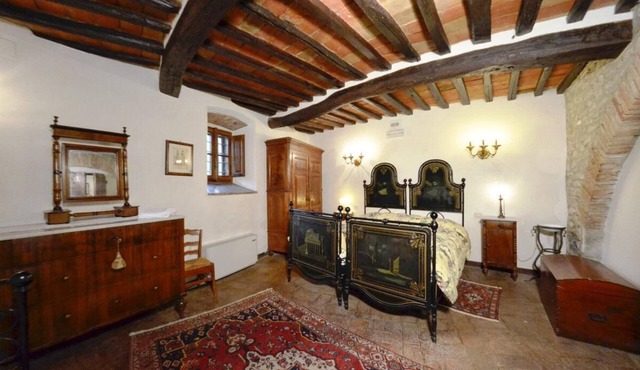 APP. ORTENSIA x3 Beautiful farmhouse surrounded by nature, with swimming pool just 3 km from Cortona