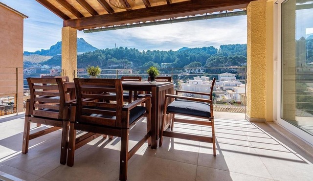 Apt. Cavall Bernat, near the beach, balcony with views, A/C, Wifi, comunal pool
