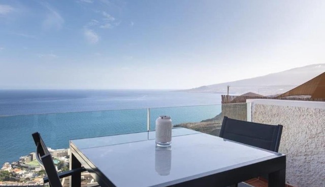Atlantic terrace with sea views