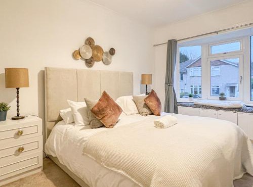 Attractive 3 Bedroom Apartment