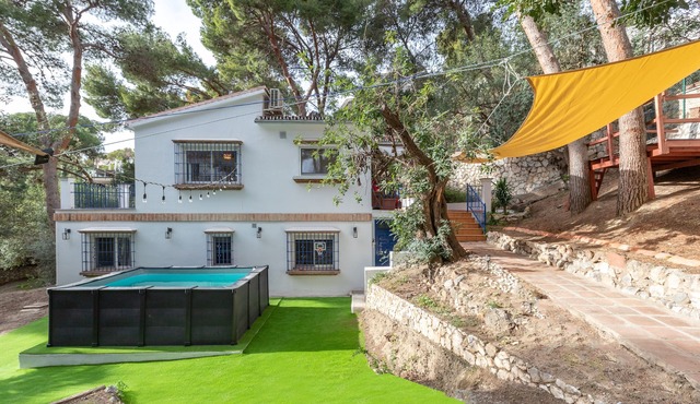 Axarquía - Two Bedroom Chalet, Sleeps 5