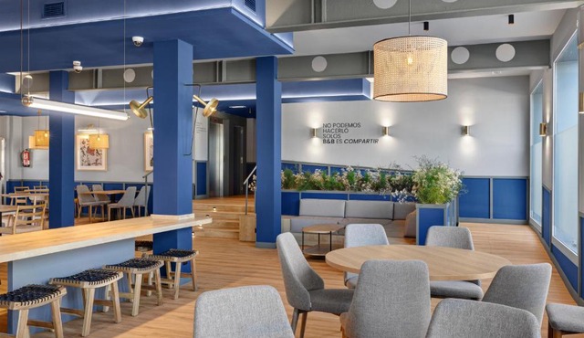 B&B HOTEL Girona 2
