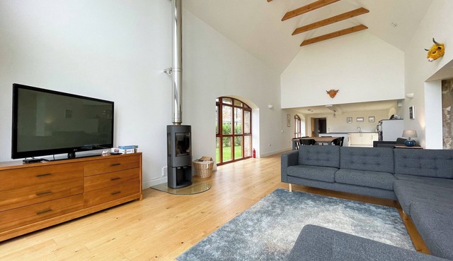 Balloan Steading - West - UK3411