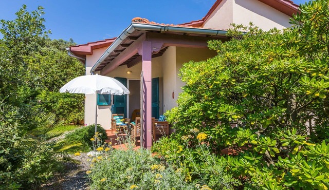Beautiful apartment for 4 people with patio