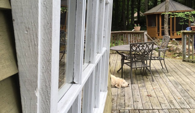 Beautiful, four bedroom cottage right on the lake. Great swimming. Easy access.