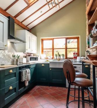 Beautiful Two Bedroom Cottage in Oxfordshire