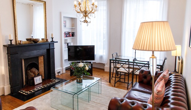 Beautiful West End apartment in a great location