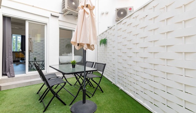 Belmar Apartments 1. WiFi + A/C + 5 Pax