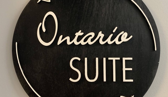 Berklee Suites of Stratford- Private 2 Bedroom Suite
