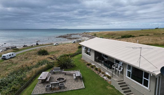Best Bay Views in Colac Bay