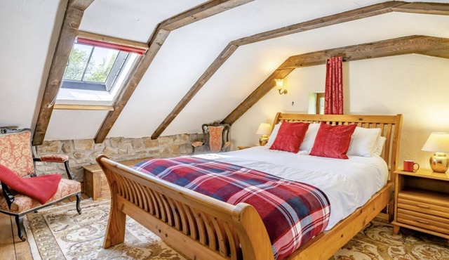 Blaen Cedi - The Gallery - Seclusion in style!