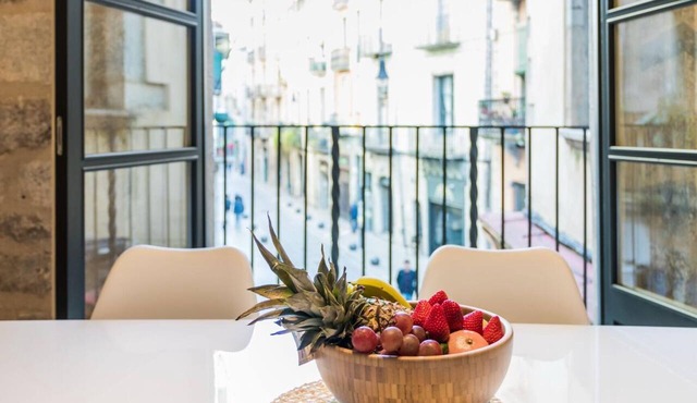 Bravissimo Cort Reial 1B, charming apartment