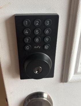 Budget Stay In Heart of Waterloo-Free Wifi-Parking