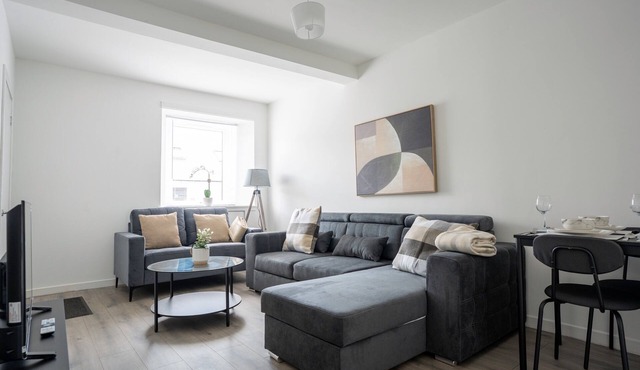 Caledonia Luxe Stays Short Lets Agency Larkhall