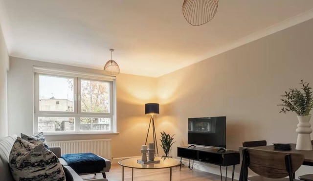 Caledonia Luxe Stays Short Lets Agency Glasgow
