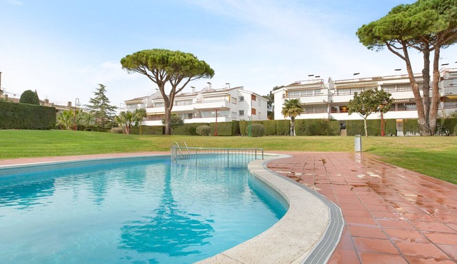 Calella Park 13-A - Apartment with pool near the beach of Llafranc