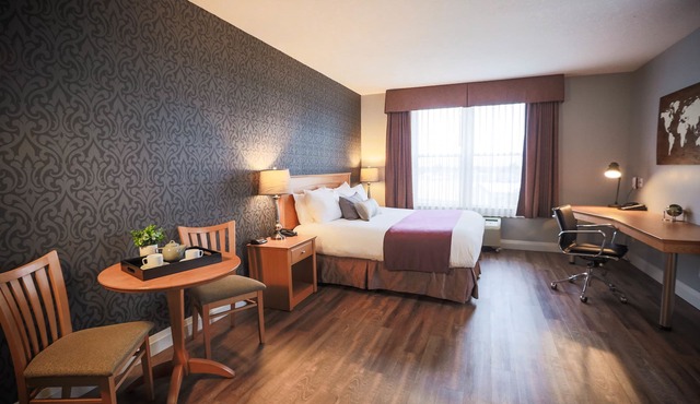Cambridge Hotel and Conference Centre